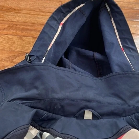 Burberry Navy Blue with Hood Weather-Resistant Design Coat